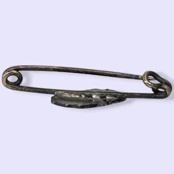 🍁Vintage EMCO Early Canadian Souvenir Pin - Picture 4 of 6